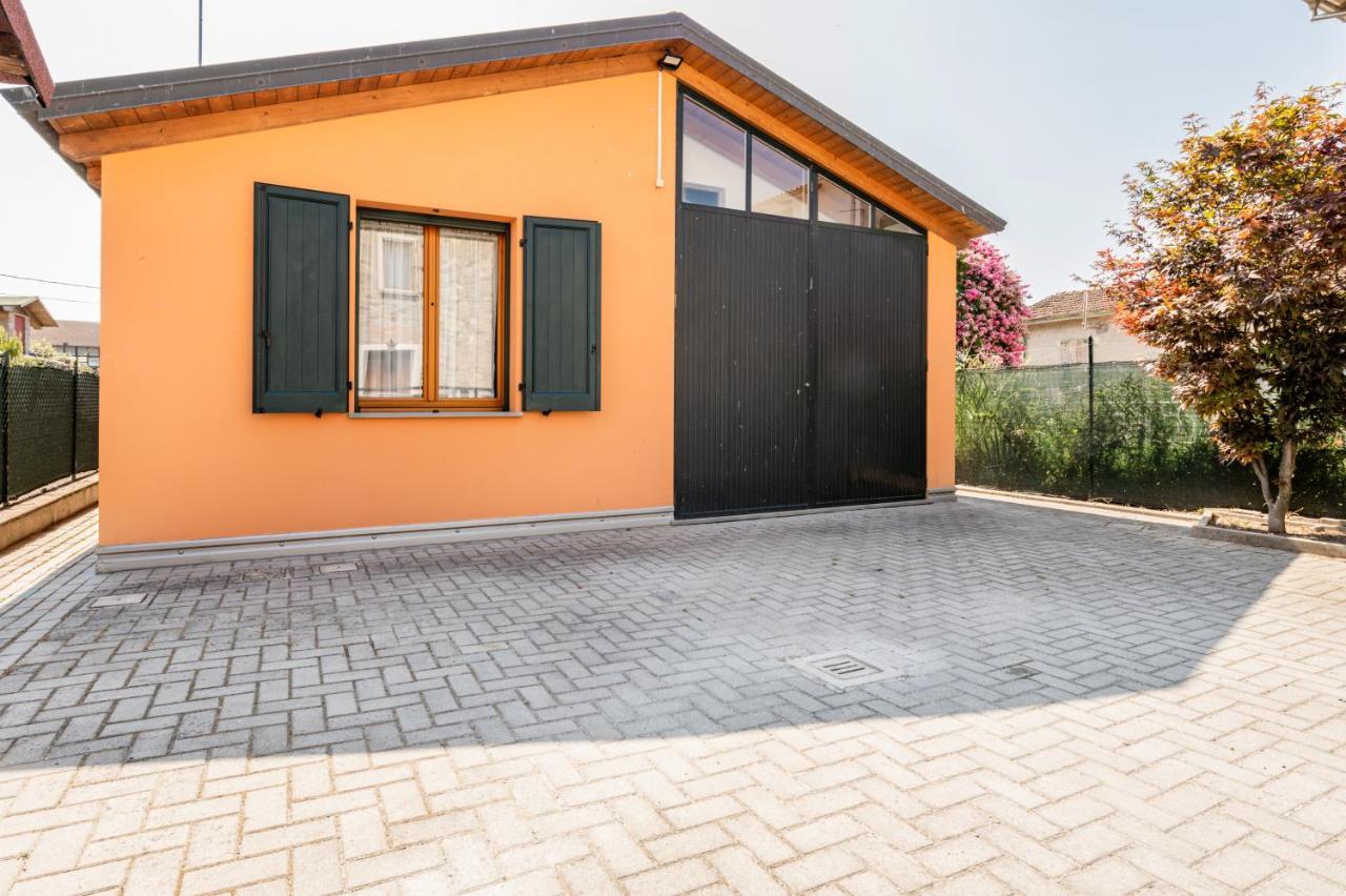 Casenuove Viletta Indipendente A 10 Min Da Parma Case Nuove  Exterior photo